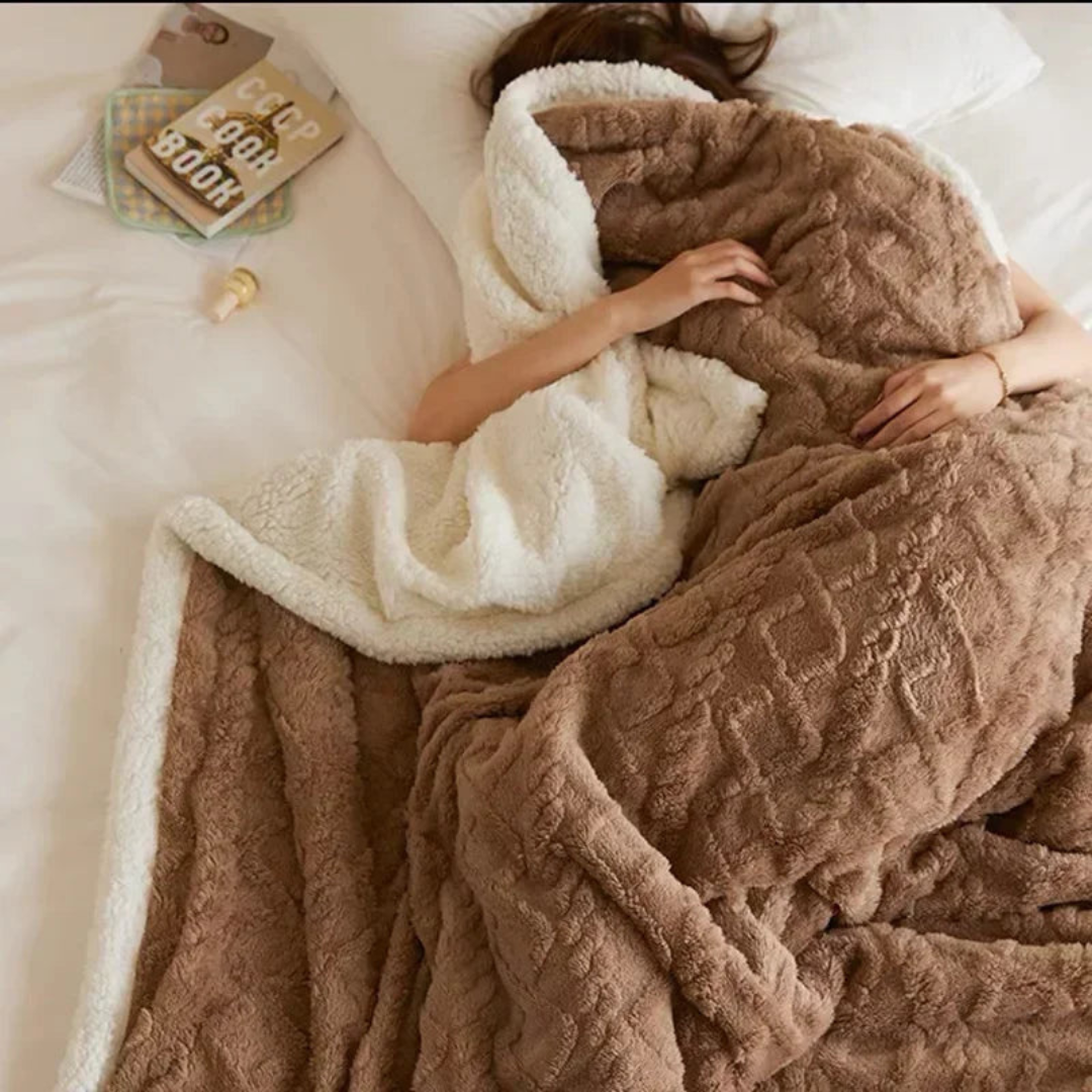 Eryndelle – Thick Warm Fleece Blanket Soft Stylish for Bedroom and Couch