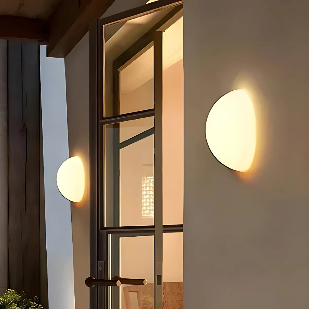 Halio - Modern LED Wall Lamp for Outdoors and Indoors