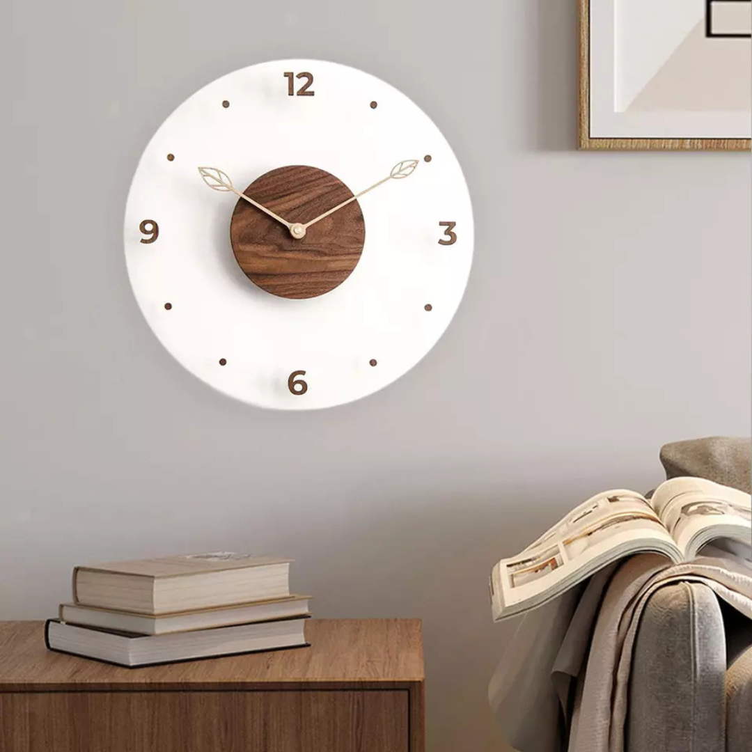 Lucis – Luxury Acrylic Wall Clock