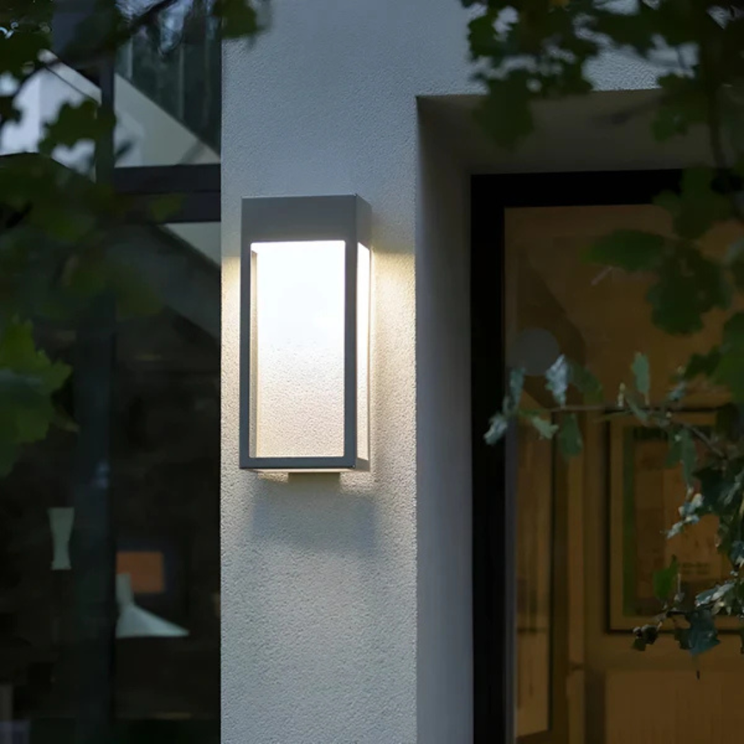 Alcane – Stylish LED Outdoor Wall Lamp