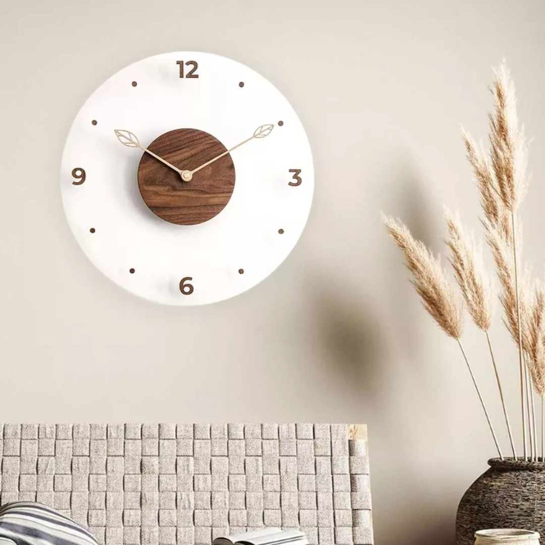Lucis – Luxury Acrylic Wall Clock