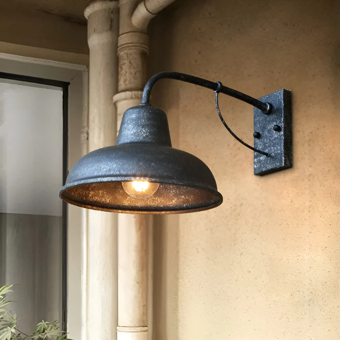 Lyvix - Industrial Outdoor Wall Lamp