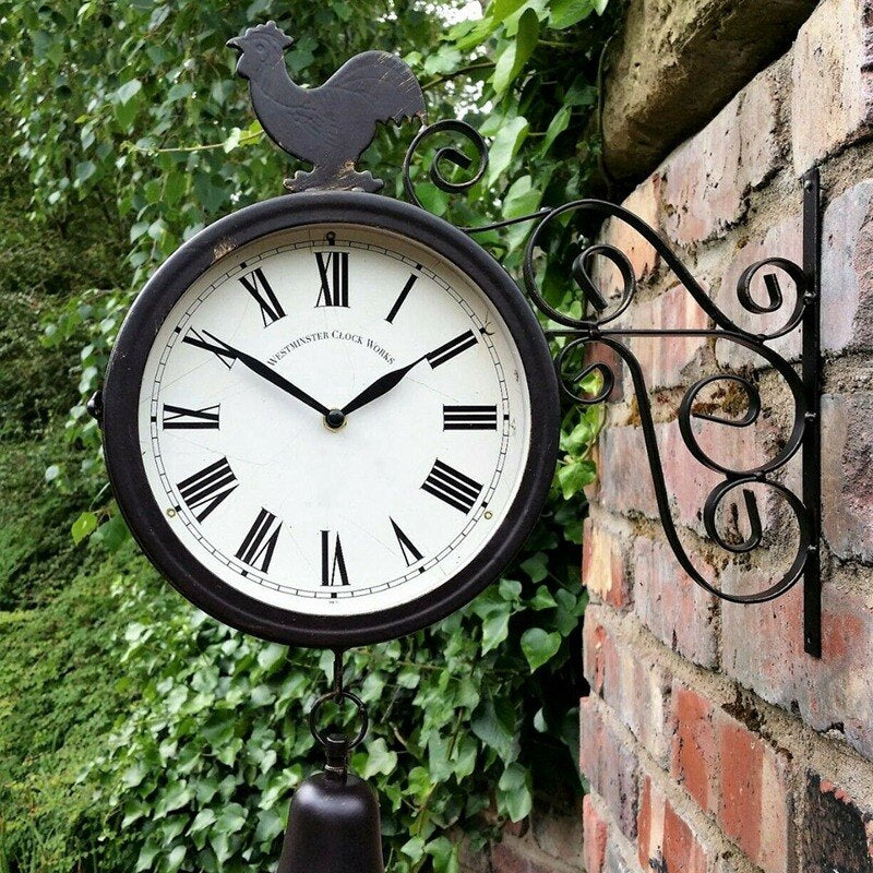 Aelia – Retro Double Sided Black Wall Clock