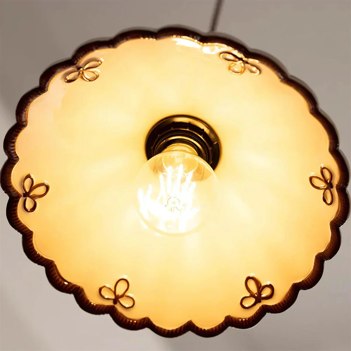 Velvet - Classic Vintage Ceramic Pendant Lamp