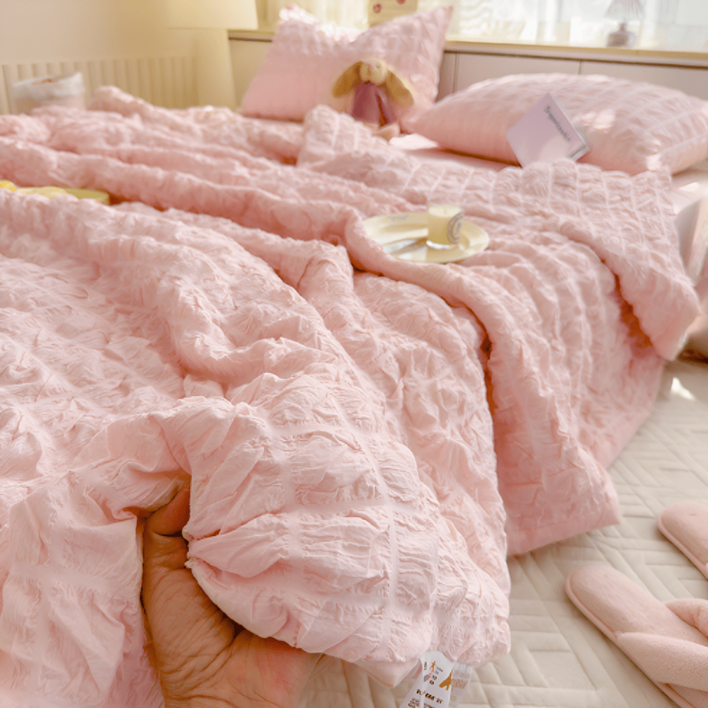 Amphora – Lightweight Breathable Summer Duvet