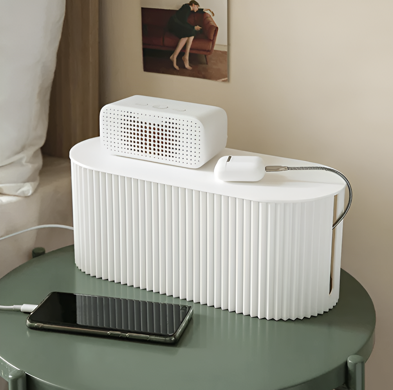 Caliane - Minimalist Macaron-Style Cable Box