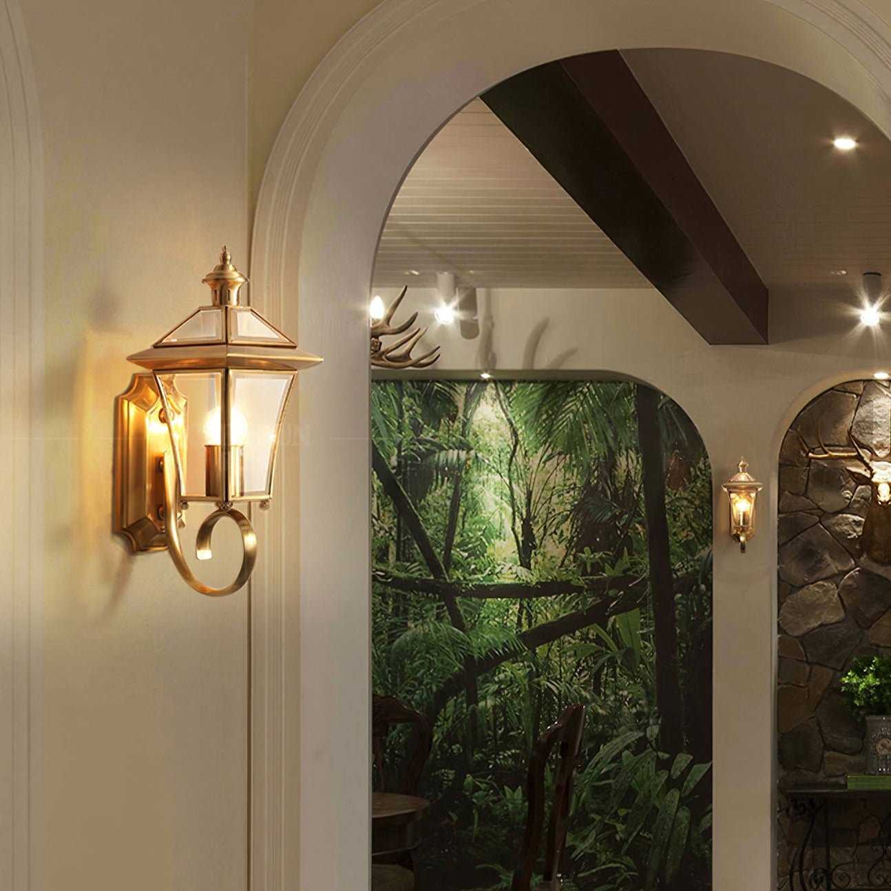 Olivara – Retro Brass Outdoor Wall Lamp