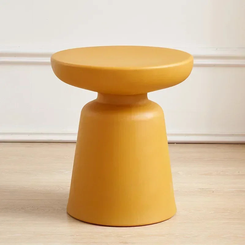 Caelurea – Small Round Low Side Table