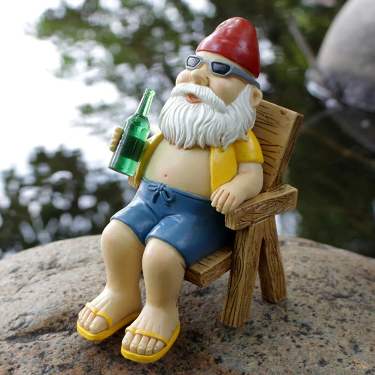 Drusiana - Sunbathing Gnome Resin Figurine with Deck Chair for Garden Decoration