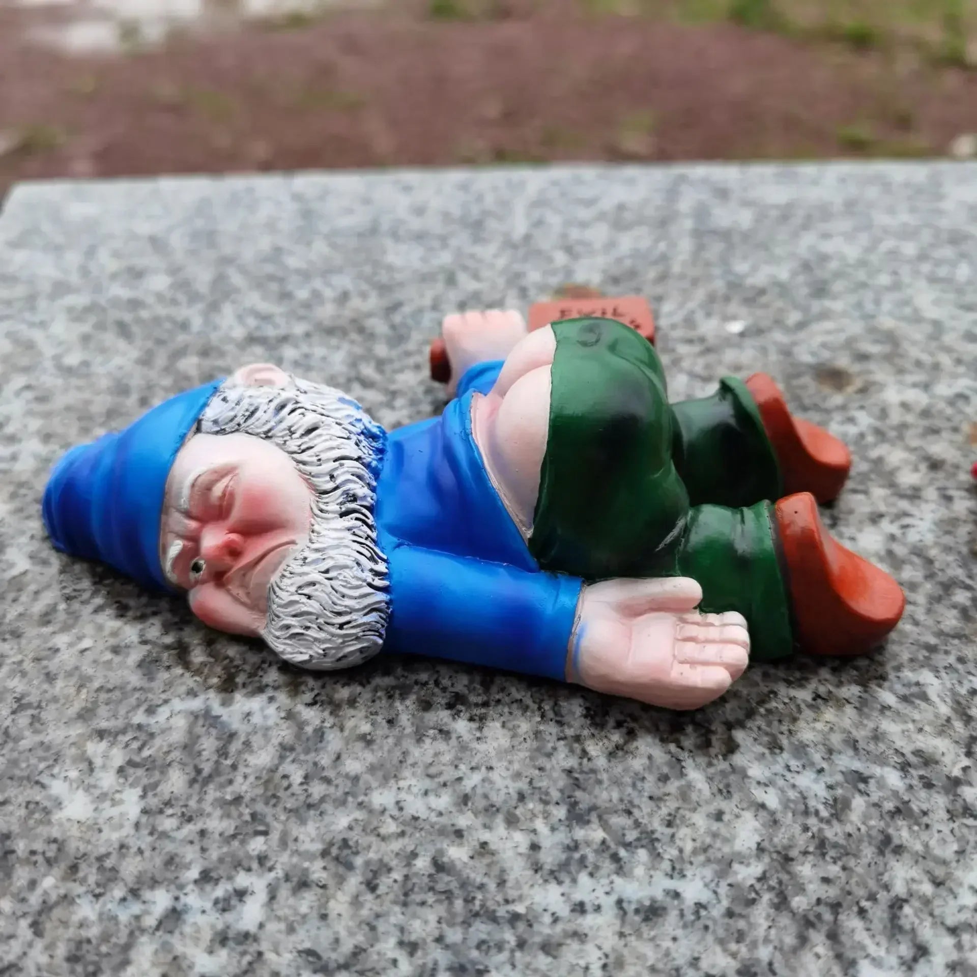 Talaria – Funny Drunk Garden Gnome Weather Resistant Resin Indoor Outdoor