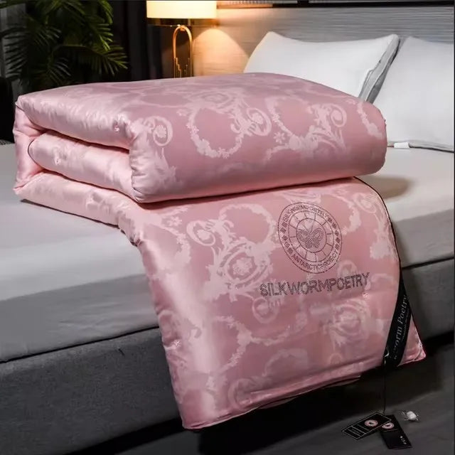 Aurethra - Luxury Winter Duvet of 100% Mulberry Silk