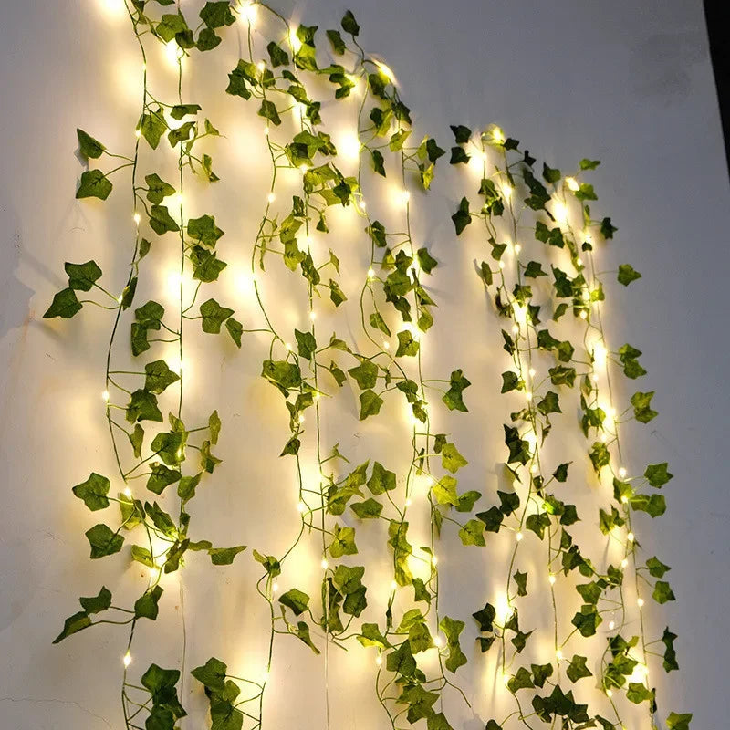 Elviora – LED Garland with Green Leaves Battery Powered