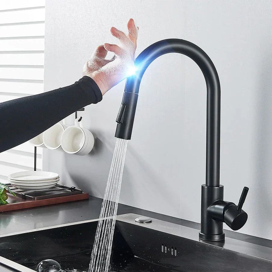 Orlythea - Pull-out Kitchen Faucet with Touch Control and Sensor Function