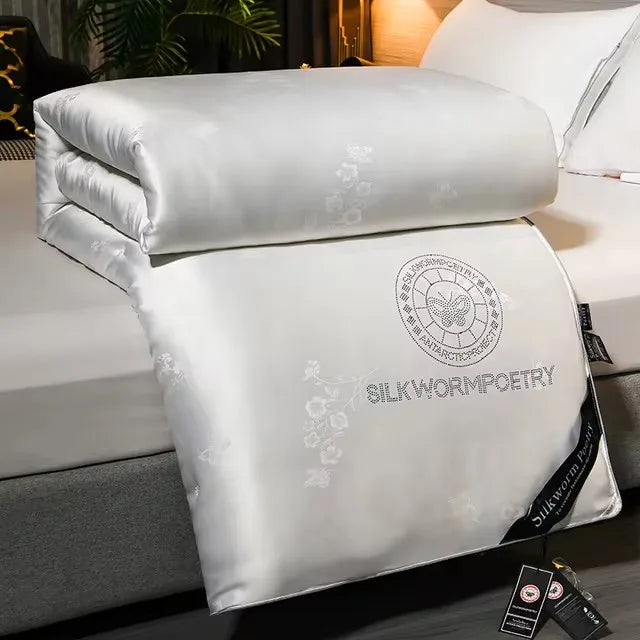 Aurethra - Luxury Winter Duvet of 100% Mulberry Silk
