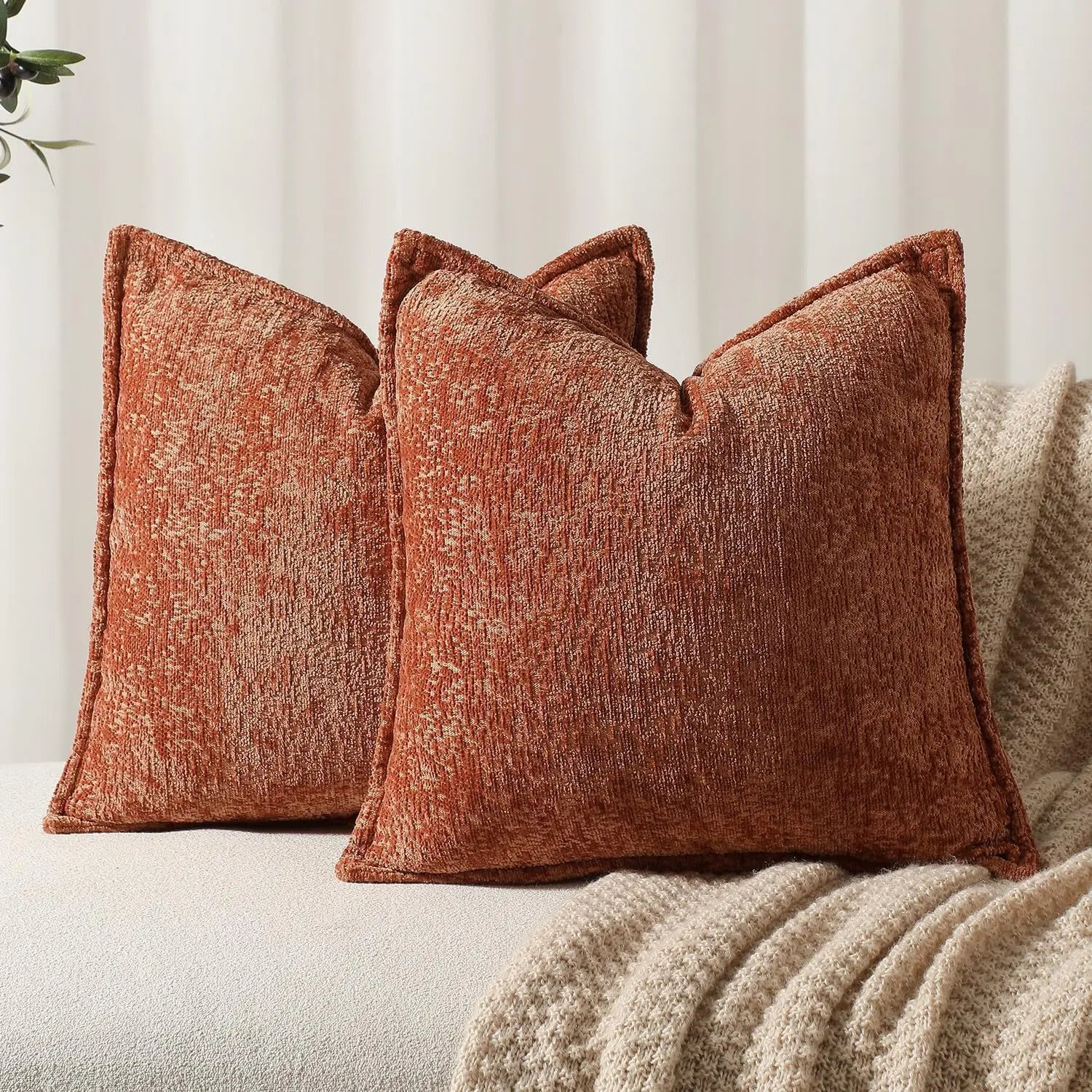 Virelion – Nordic Chenille Cushion Cover