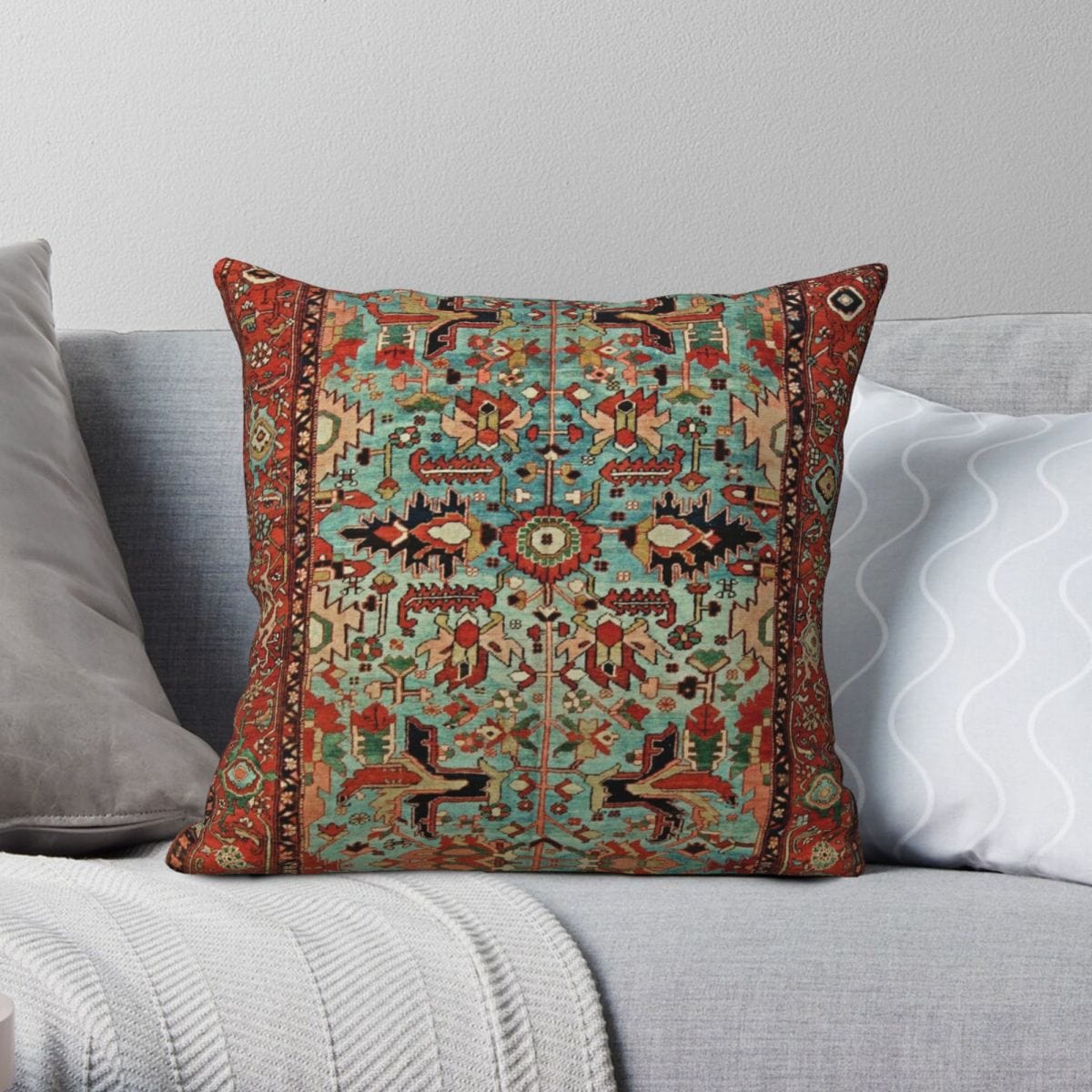 Isanthe - Decorative cushion with Antique Heriz Persian Carpet pattern