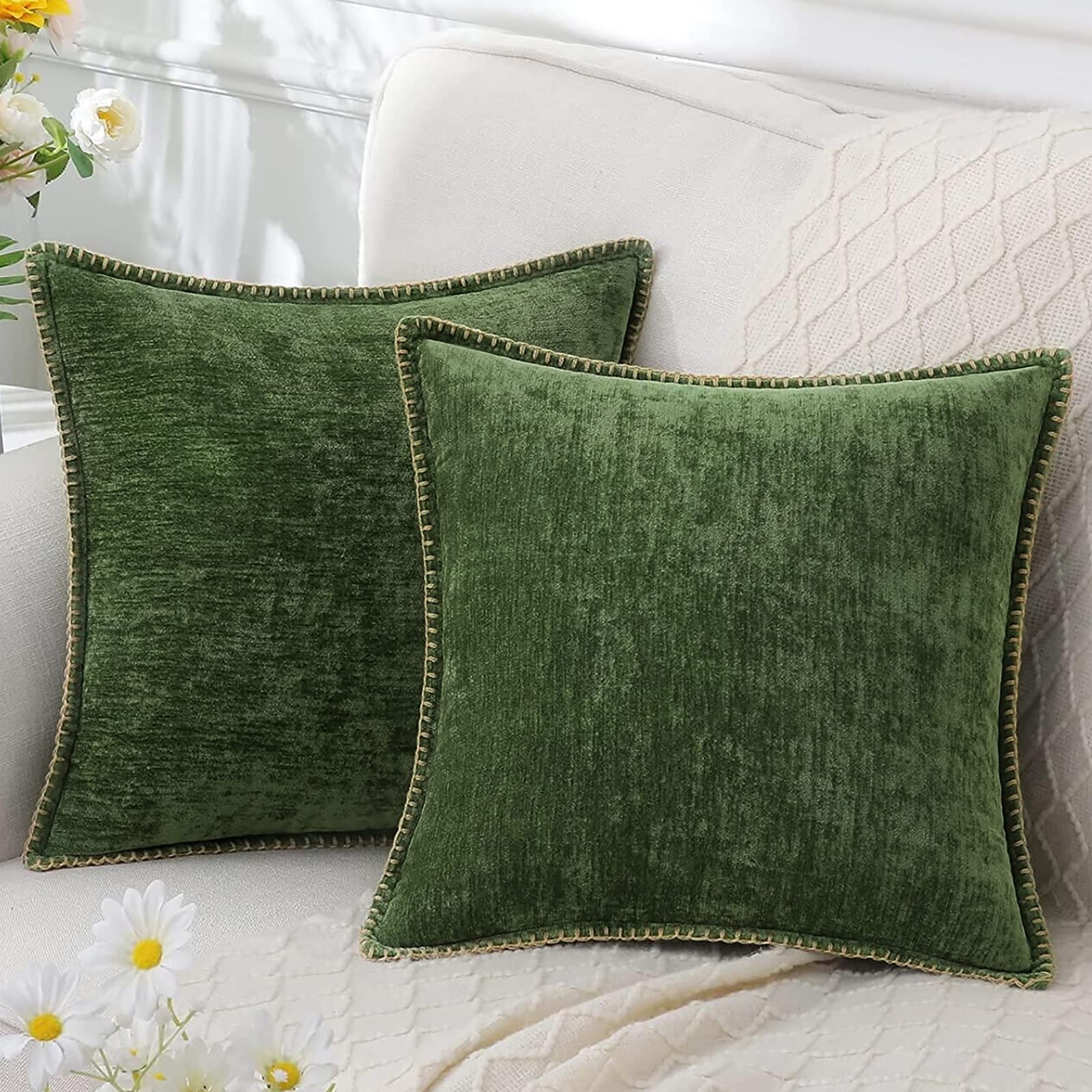 Velune – Velvet Decorative Cushion For The Sofa And Bedroom Decor